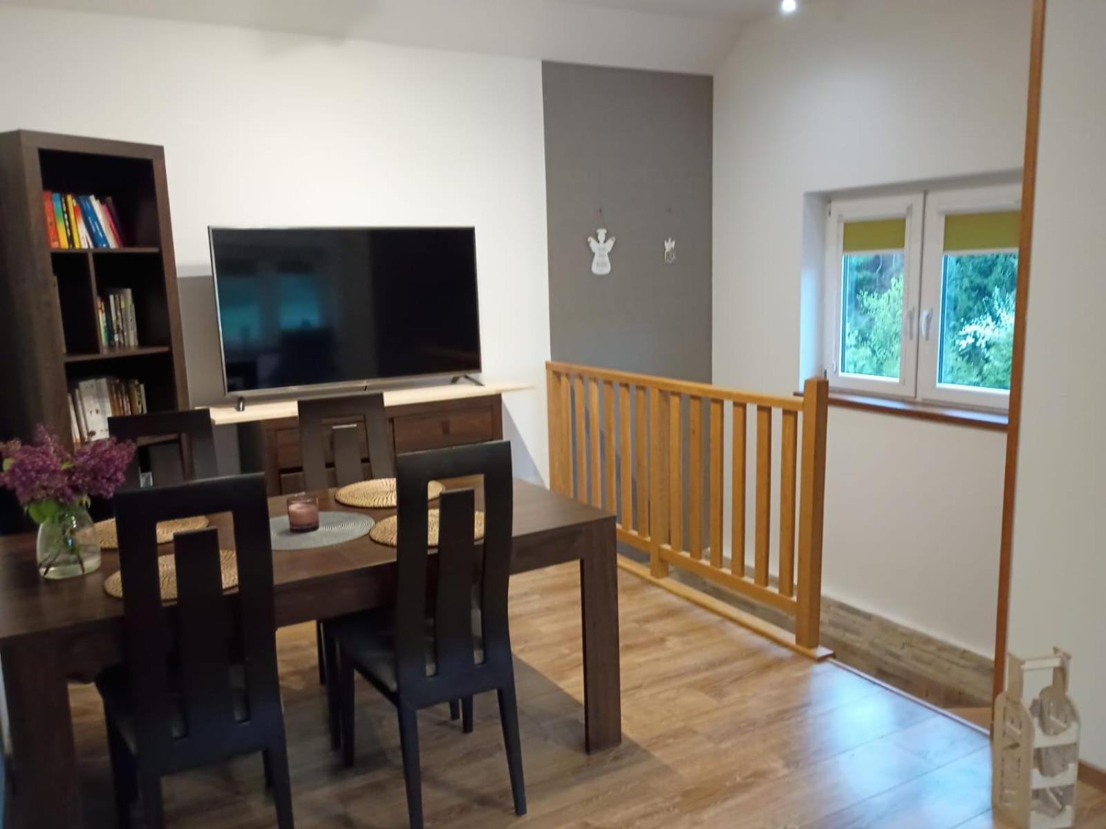 Apartament Pod Lasem Tenczynek Ngoại thất bức ảnh