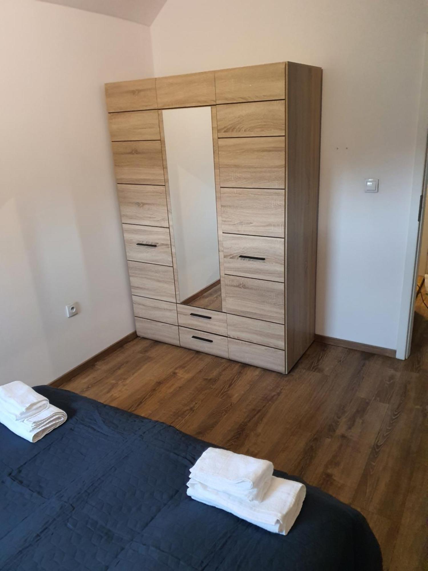 Apartament Pod Lasem Tenczynek Ngoại thất bức ảnh